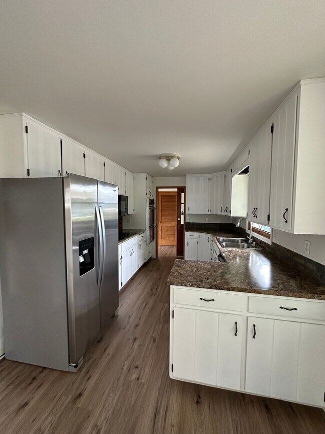 Foto del edificio - Move in Special! Beautifuly Renovated 4 Be...