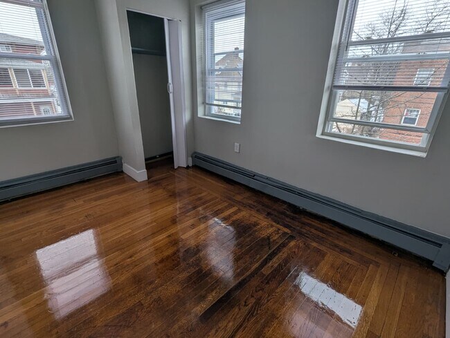 Foto del edificio - 78 Ellsworth Ave