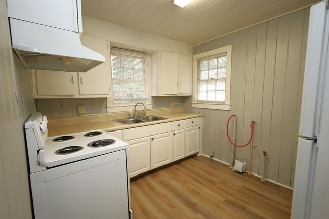 Foto del edificio - 501 Charlton St