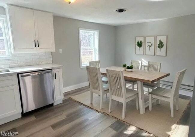 Building Photo - Your New Abode .