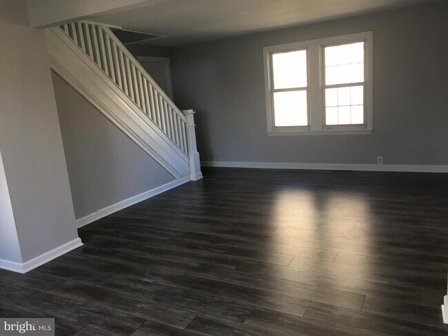 Foto del edificio - 739 Watsontown Rd