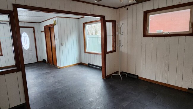 Foto del edificio - More Space Than Most Rentals — Three Bedroom Single-Family Home in Olean NY!