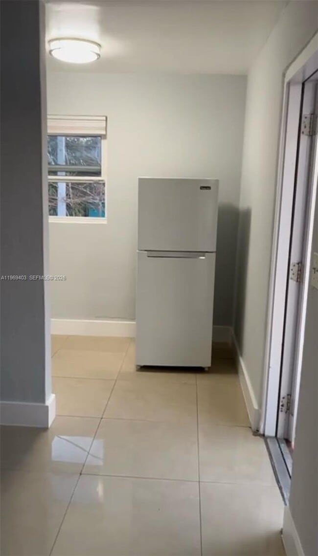 Foto del edificio - 1285 NW 60th St