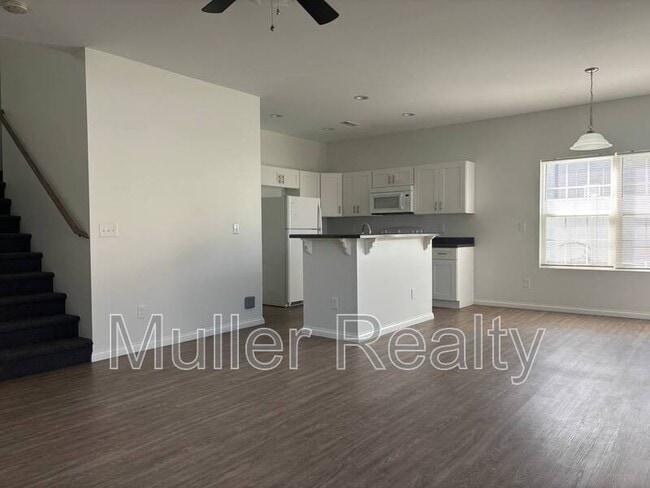 Building Photo - 4805 Fennel Rd