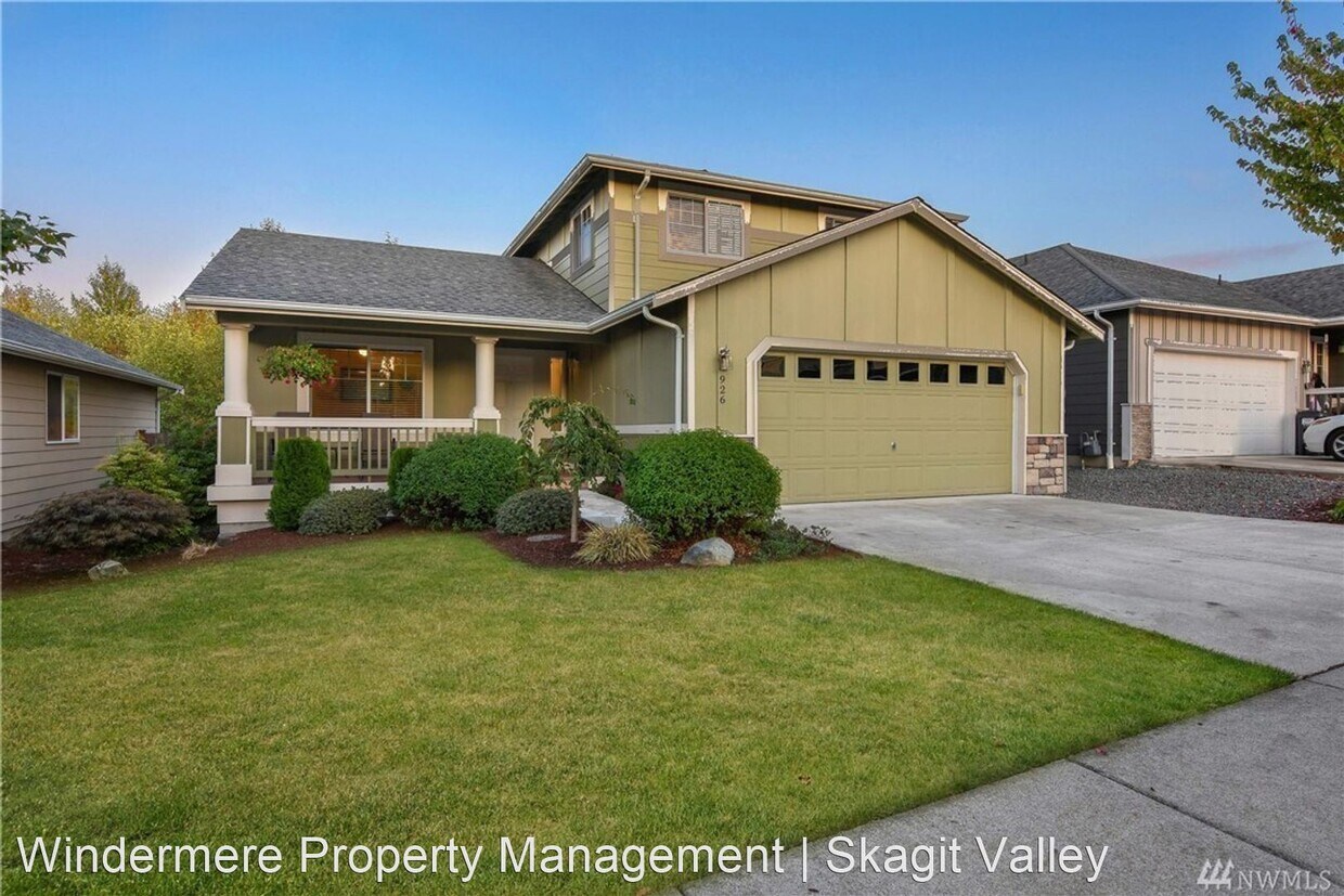 Primary Photo - 3 br, 2.5 bath House - 926 Dallas Street