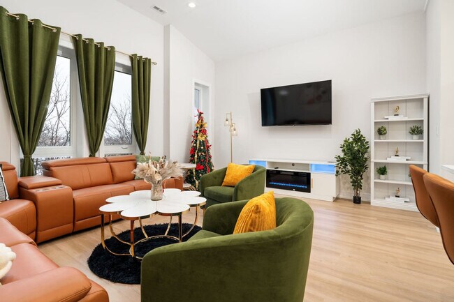 Foto del edificio - 3723 S Giles Ave