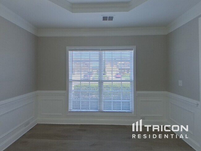 Foto del edificio - 1004 Emerson Ln