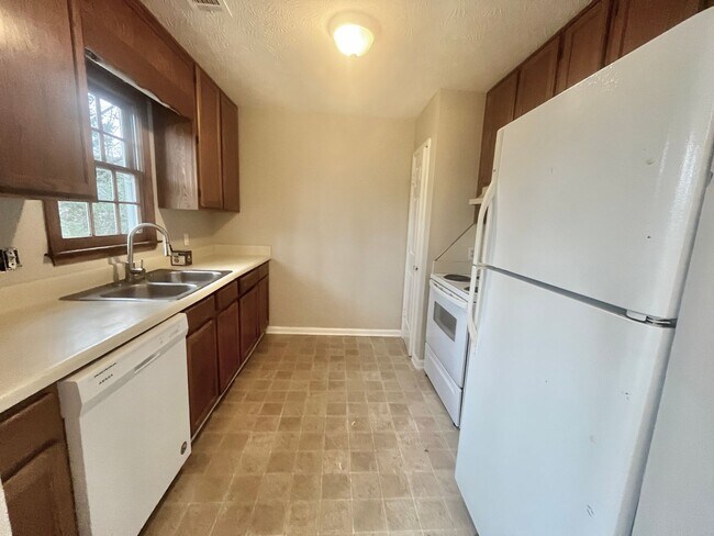 Building Photo - 4550 Broadwater Trail