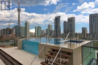 Building Photo - 500-PH1500 Wellington St W
