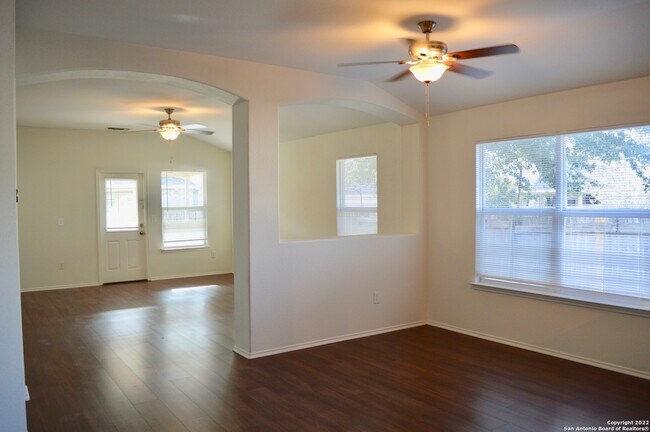 Foto del edificio - 8718 Turtleback-