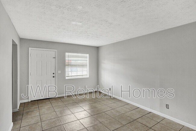 Foto del edificio - 2859 Yellow Pine Ct