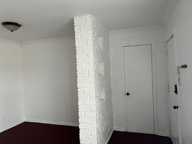 Building Photo - 1306 Scarborough Ln