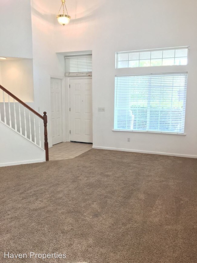 Building Photo - 4 br, 2.5 bath House - 17 Crossley Court