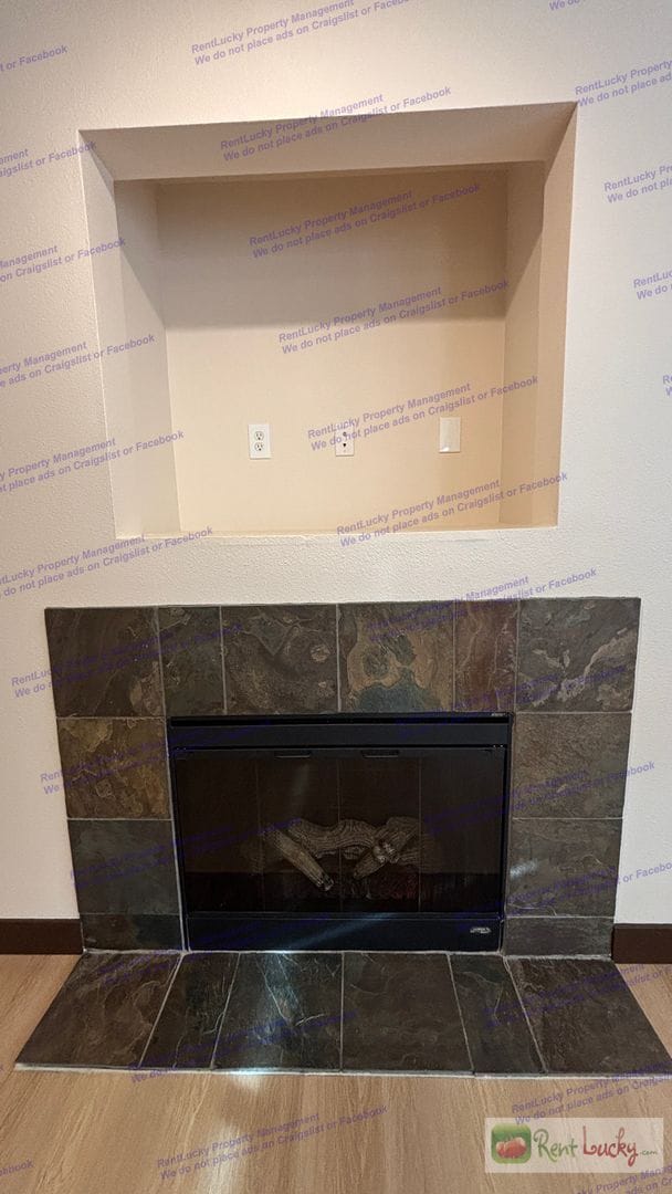 Foto del edificio - CFC (Russell)-Spanaway Duplex