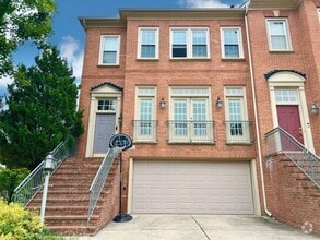 Building Photo - 13531 Flowerfield Dr