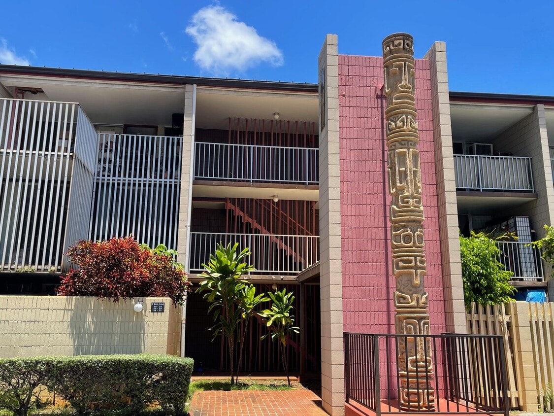 Partly Furnished 3-bedroom, 2-bath condo a... - Partly Furnished 3-bedroom, 2-bath condo a...