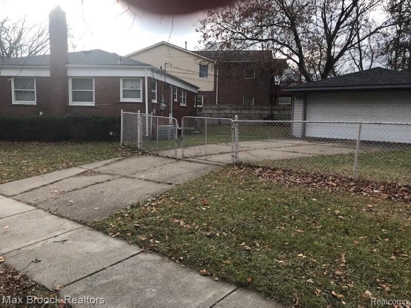 Building Photo - 1300 Haynes St