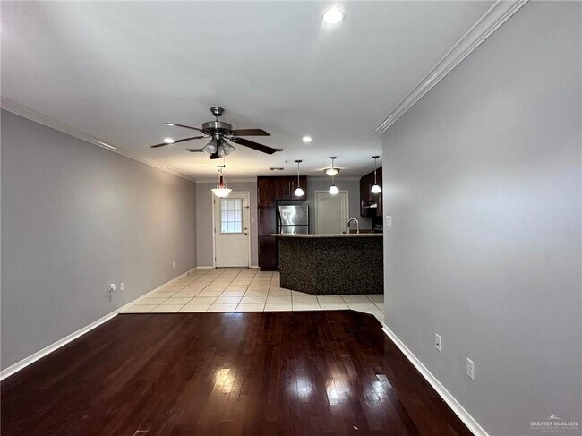 Foto del edificio - 1317 E Olympia Ave