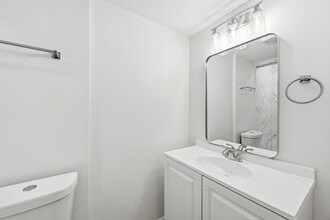 Building Photo - 2409 Estate Dr