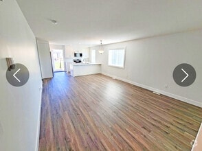 Building Photo - 8617-A-8685 85 St