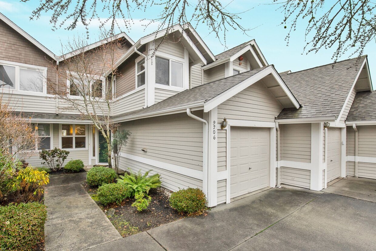 Redmond 3 Bedroom Townhouse House Rental in Redmond, WA