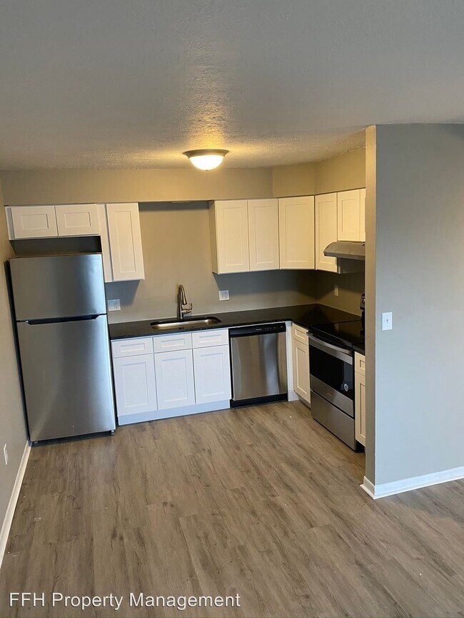 Building Photo - 2 br, 1 bath Apartment - 1024 North Rd.