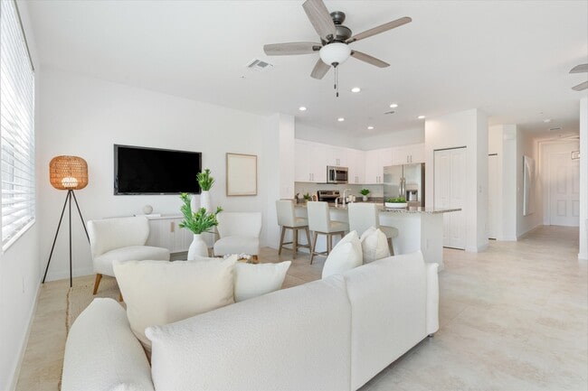 Building Photo - 6250 SE Fauna Ter