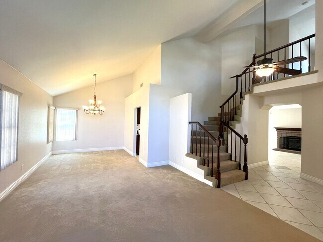 Building Photo - 940 Birmingham Dr