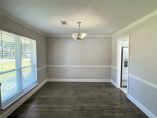 Building Photo - 4506 S Flamingo Dr