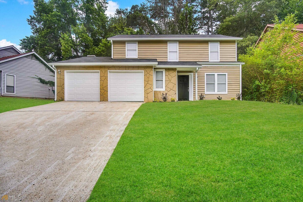 Primary Photo - 3880 Springleaf Ct