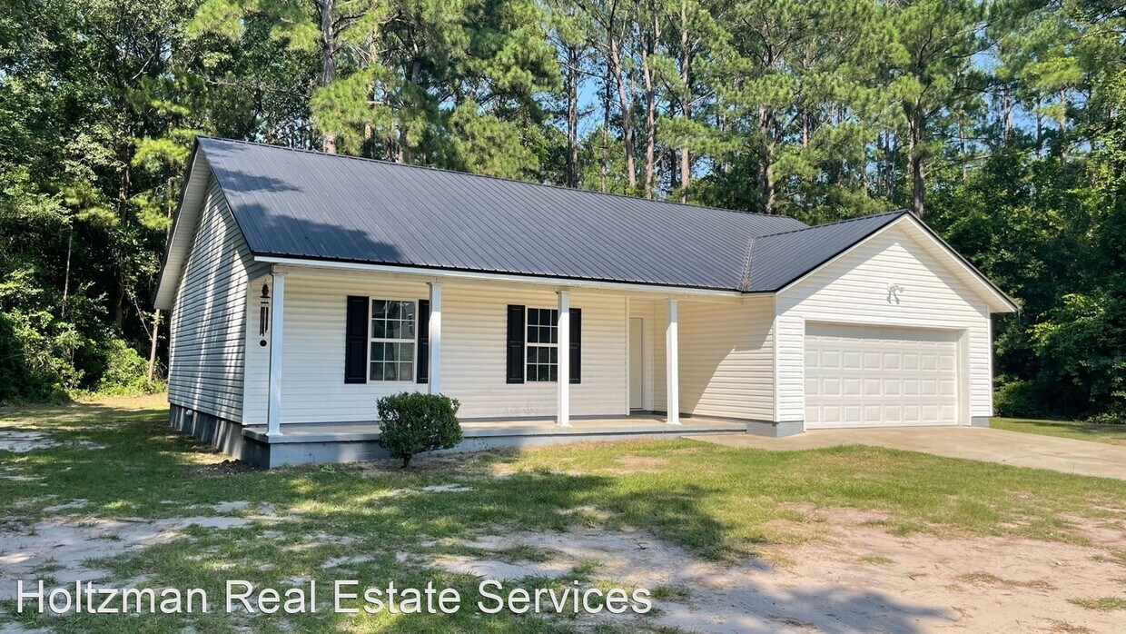3 br, 2 bath House 3722 Old Macon Darien... House Rental in Ludowici, GA