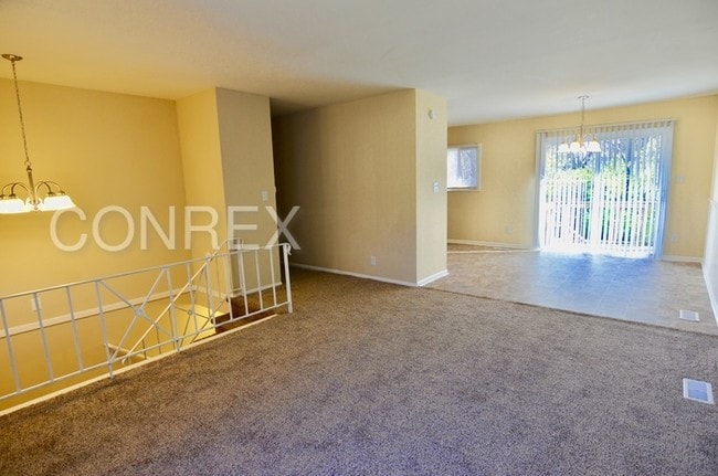 Building Photo - 4019 Biscayne Rd