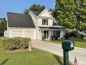Building Photo - 2704 N Holmes Ct