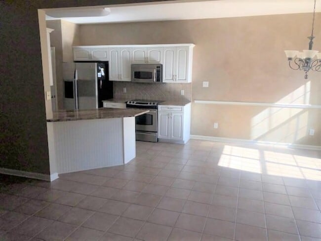 Foto del edificio - 9291 N Fairmont Cir