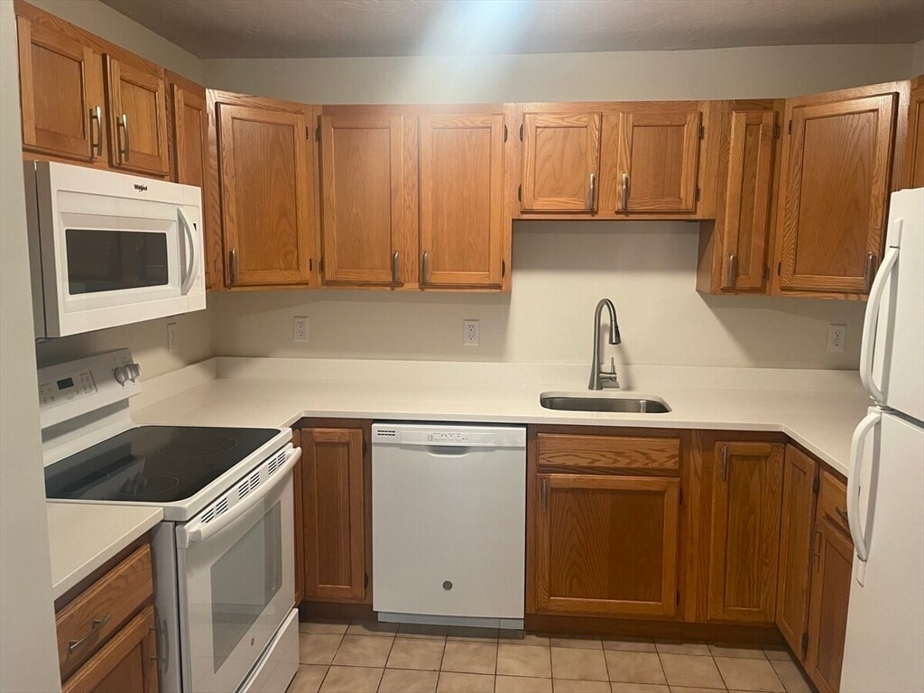 Foto principal - 574-576 State St