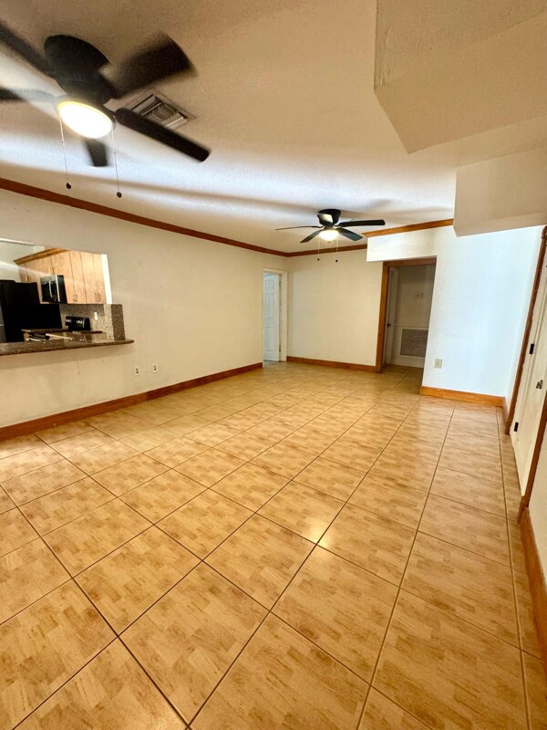 Foto del edificio - 1285 NE 143rd St