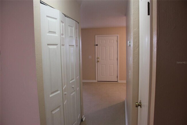 Foto del edificio - 7011 SW 17th Pl