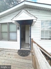 Building Photo - 806 18th St S