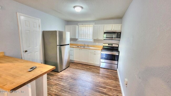 Building Photo - 3018 Pearce St