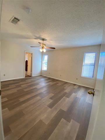 Building Photo - 1124 Dove Hollow Rd