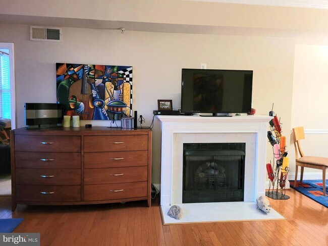 Foto del edificio - 11776 Stratford House Pl