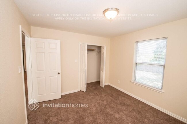 Building Photo - 209 King Trail