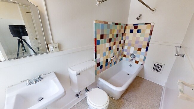 Foto del edificio - 802 E Kingsley St