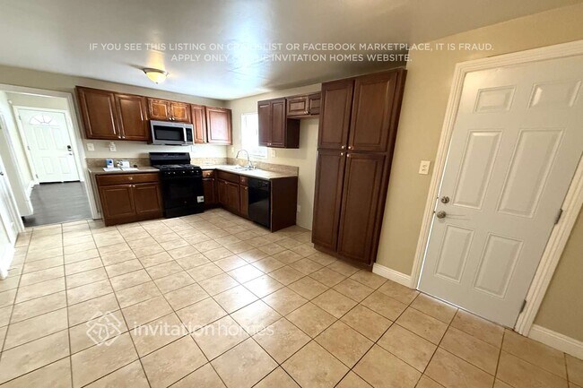 Foto del edificio - 1440 E 52nd St