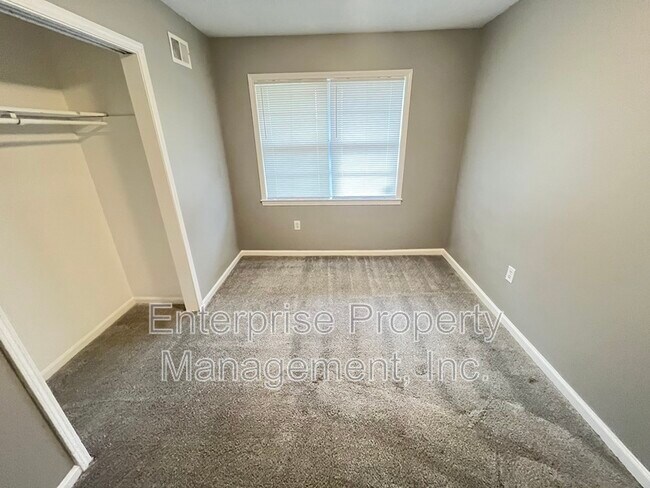 Building Photo - 4379 Hunt Cliff Trce