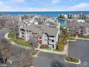 Building Photo - 7024 Channel Village Ct