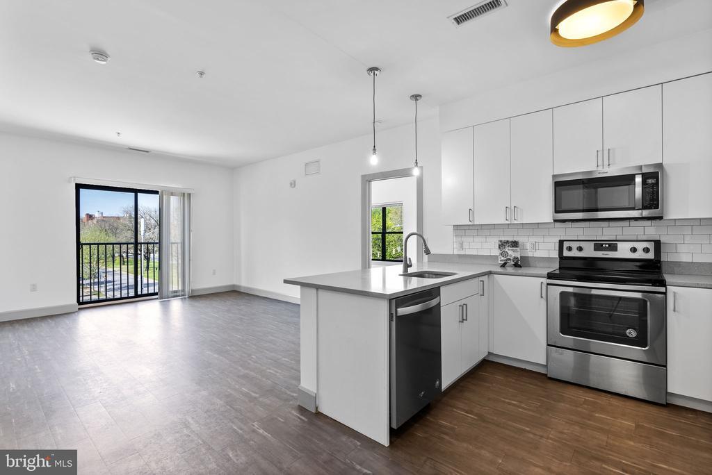 Foto principal - 303 McMechen St