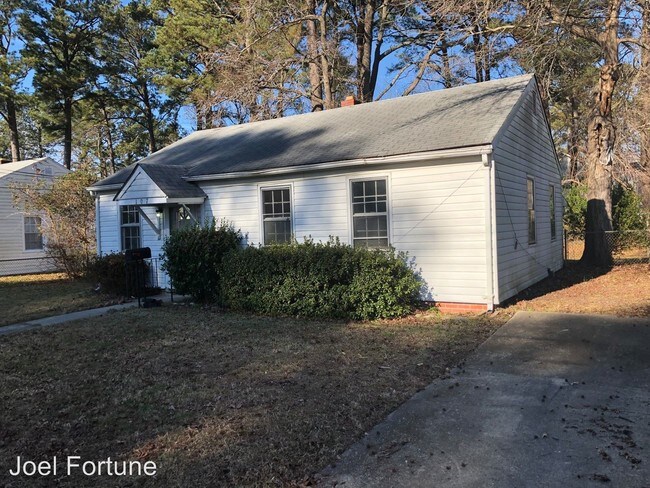 Building Photo - 3 br, 1 bath House - 107 Lexington St