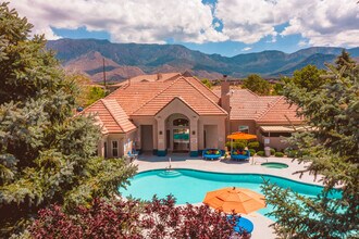 Building Photo - Allegro at Tanoan