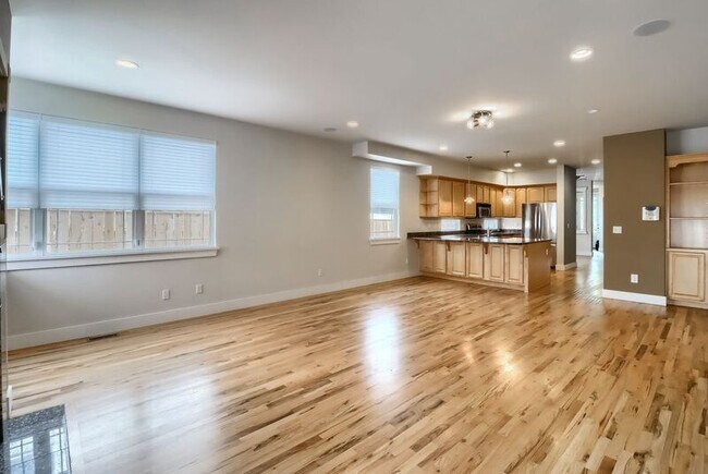 Foto del edificio - 2055 S Columbine St